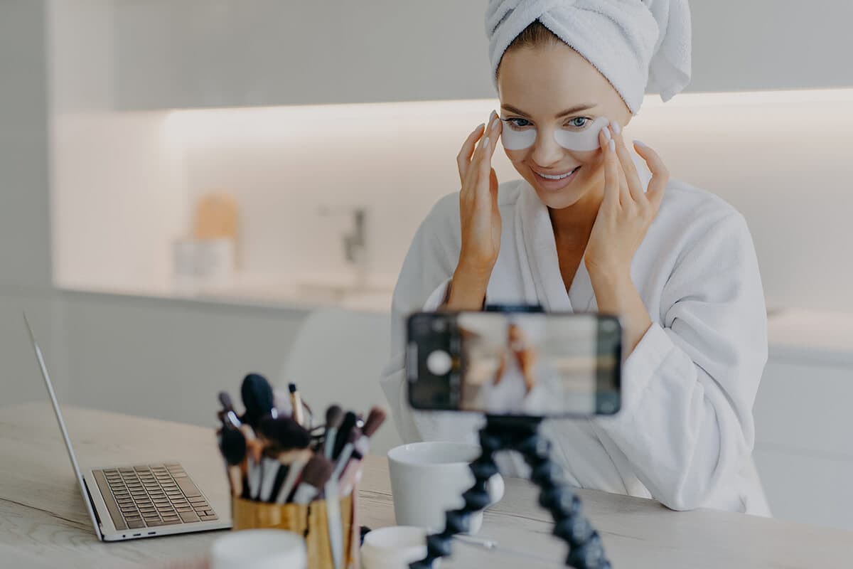 The Role of Influencers in Marketing Your Skincare Products
